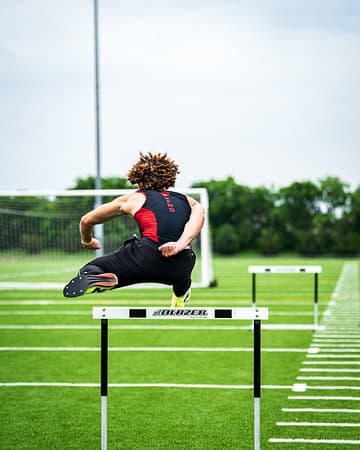 Shot by VDP — track