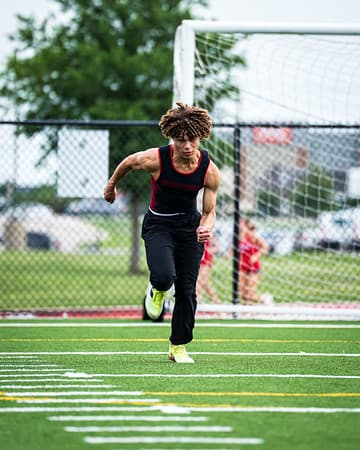 Shot by VDP — track